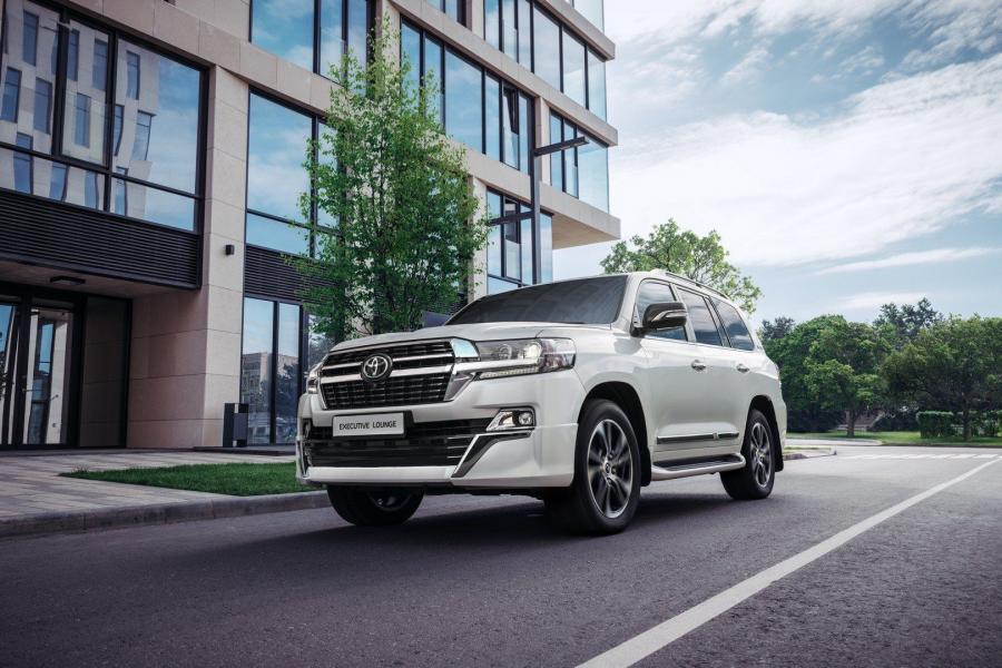  Toyota Land Cruiser 200 Executive Lounge (UZJ200) 2020 года  (фото 2 из 6)